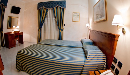 Economy-Zweibettzimmer, 2 Einzelbetten