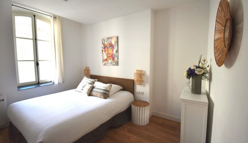 Deluxe-Apartment
