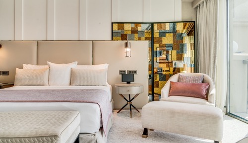 Club-Zimmer, 1 Queen-Bett, Stadtblick, Turm
