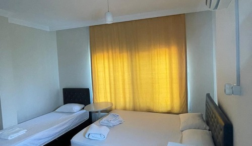 Basic-Vierbettzimmer