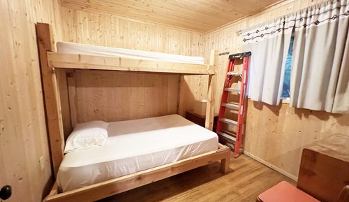 Economy-Ferienhütte (C)