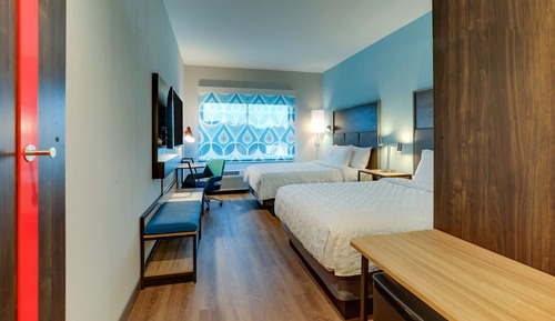 Zimmer, 2 Queen-Betten, barrierefrei (Roll-In Shower)