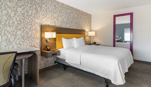 Suite, 1 King-Bett, barrierefrei (Roll-In Shower)