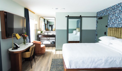 Standardzimmer, 2 Queen-Betten, barrierearme Badewanne (Mobility)