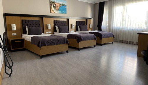 Standard-Dreibettzimmer