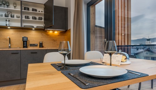 Deluxe-Apartment, 1 King-Bett und Schlafsofa, Balkon