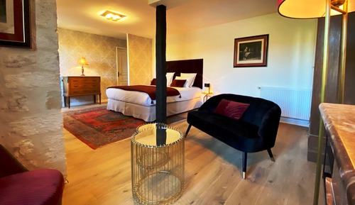 Superior-Doppel- oder -Zweibettzimmer