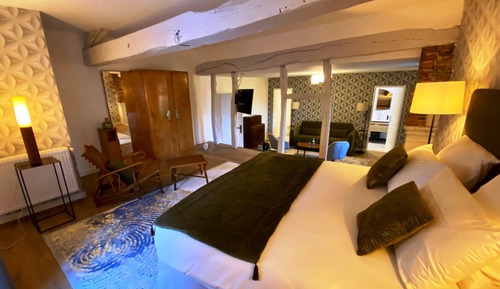 Deluxe-Doppel- oder -Zweibettzimmer