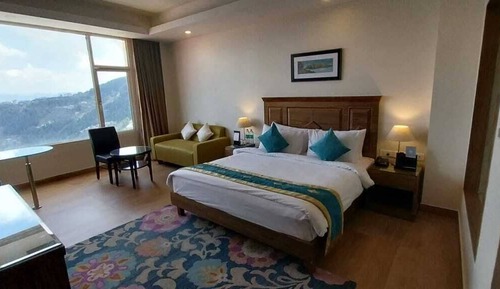 Deluxe-Zimmer (Deluxe Hill View Room)