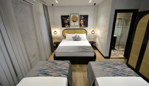 Familien-Vierbettzimmer