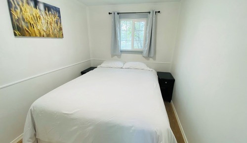 Familien-Ferienhütte, 2 Schlafzimmer, Küche, Flussblick (Not Pet Friendly)