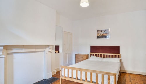 Superior-Doppelzimmer, Gemeinschaftsbad