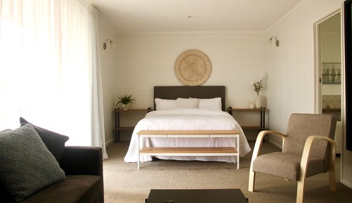 Studiosuite (Mardi Gras)