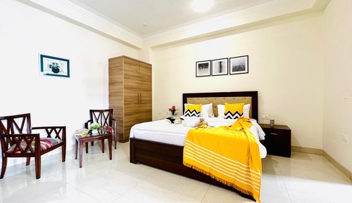 Luxury-Apartment