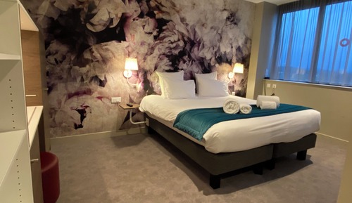 Deluxe-Doppel- oder -Zweibettzimmer