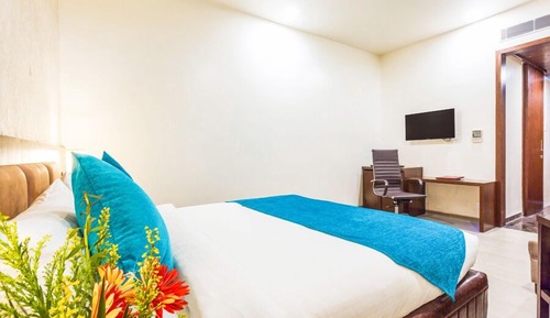 Deluxe-Doppelzimmer, 1 Doppelbett, Nichtraucher, Stadtblick