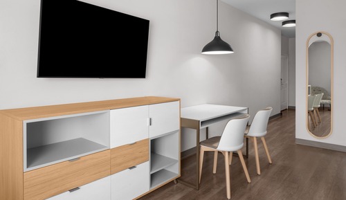 Studio, 2 Queen-Betten, Nichtraucher (Mobility/Hearing Access, Roll-in Shwr)