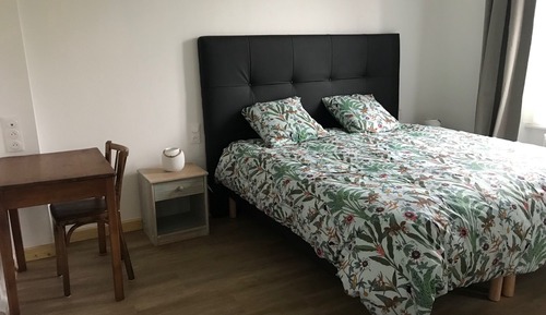 Doppel- oder Zweibettzimmer, Badewanne