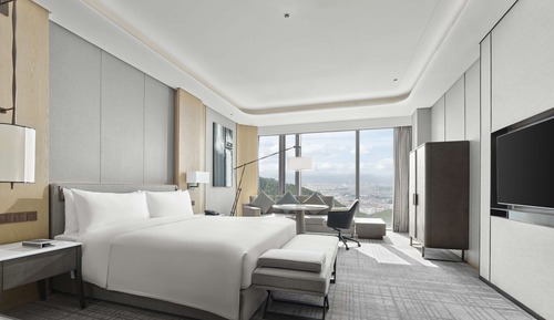Deluxe-Suite, 1 King-Bett