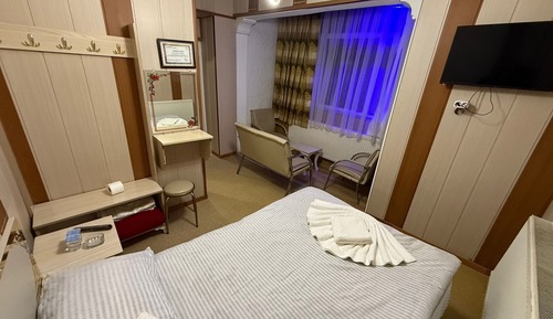 Basic-Vierbettzimmer