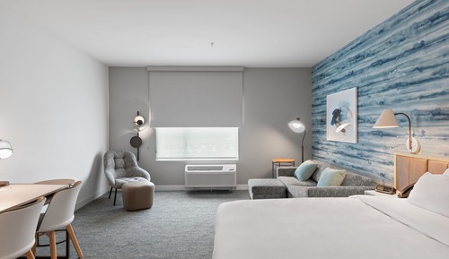 Studio, 1 King-Bett und Schlafsofa (Mobility/Hearing Access, Roll-In Shwr)