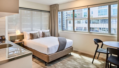 Economy-Studio (Petite Double)