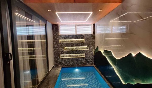 Royal-Studiosuite
