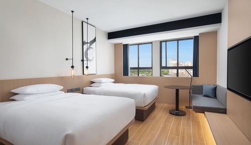 Superior-Zimmer, 2 Doppelbetten, Stadtblick