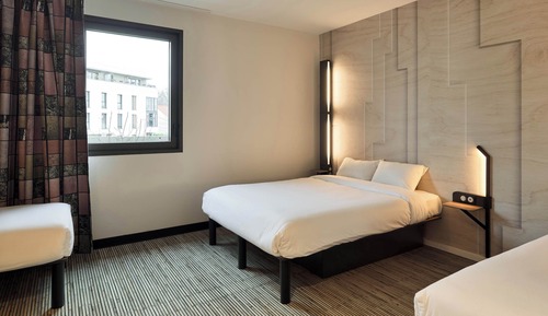 Vierbettzimmer, Nichtraucher