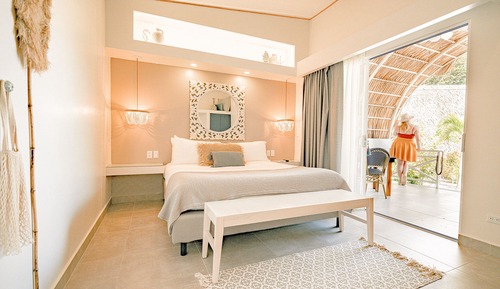 Classic-Doppelzimmer, mit Bad, Poolblick