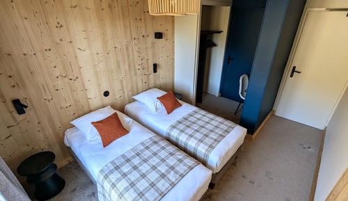 Standard-Zweibettzimmer