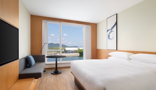 Zimmer, 1 King-Bett, Seeblick