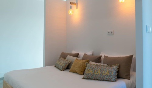 Ferienhütte, 1 Doppelbett und Schlafsofa