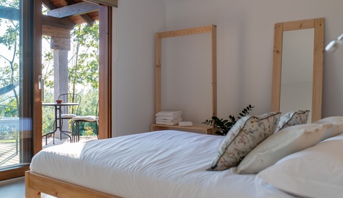 Ferienhütte, 1 Doppelbett und Schlafsofa
