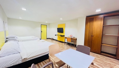 Royal-Studiosuite, 2 Queen-Betten