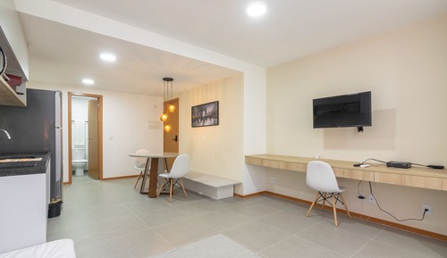 Exclusive-Studio (462058 )