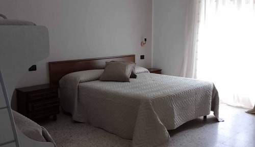 Basic-Vierbettzimmer