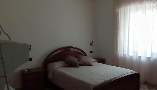 Basic-Vierbettzimmer