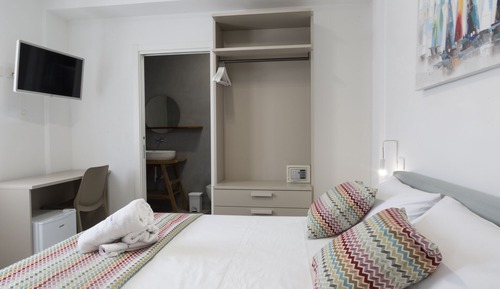 Familien-Vierbettzimmer