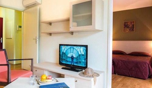 Standardzimmer, 1 Doppelbett und Schlafsofa