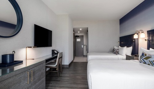 Standardzimmer, 2 Queen-Betten, Buchtblick