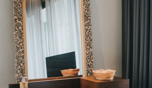 One Bedroom Pool Villa with Living Room