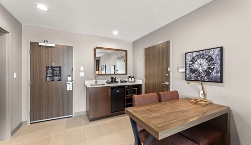 Suite, 1 King-Bett