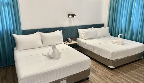 Familien-Vierbettzimmer
