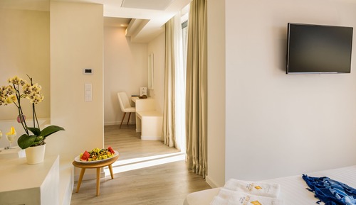 Junior-Suite, 1 King-Bett und Schlafsofa, Whirlpool