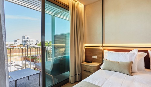 Standard-Doppelzimmer, Poolblick