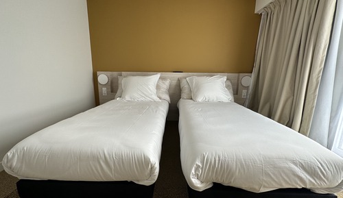 Zweibettzimmer