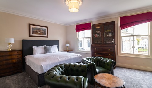 Deluxe-Apartment