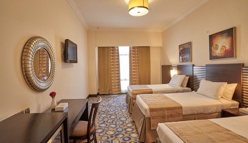 Deluxe-Dreibettzimmer