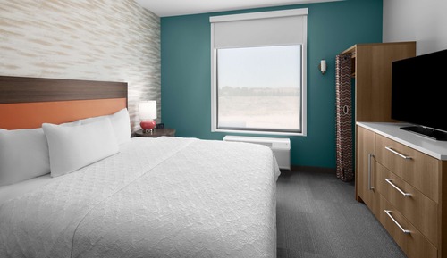 Suite, 1 King-Bett, barrierefrei (Roll-In Shower)